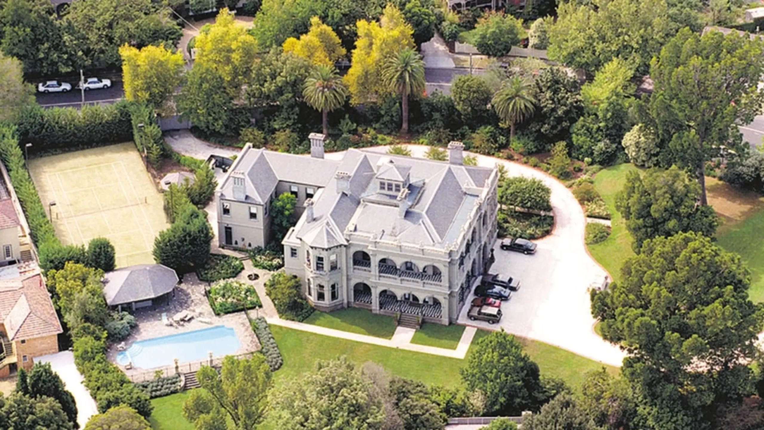 Paul Little sells Toorak Mansion $115m – records Australia’s most expensive sale